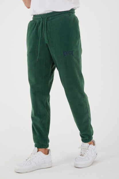 2D2B Erkek Regular Nakışlı Paça Lastikli  Cepli Polar Eşofman Altı