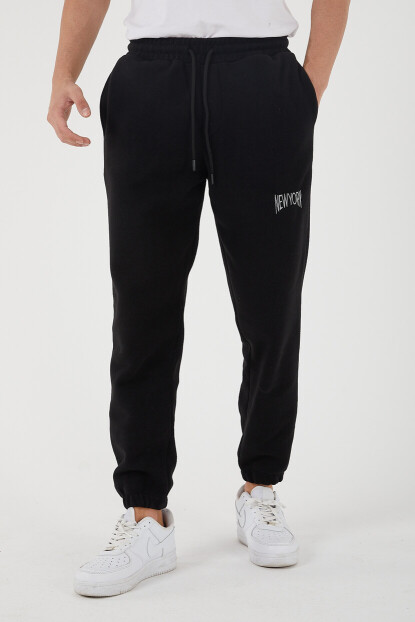 2D2B Erkek Regular Nakışlı Paça Lastikli  Cepli Polar Eşofman Altı