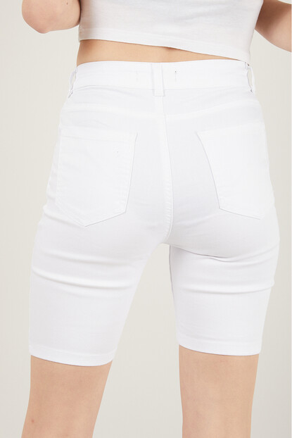 2D2B Kadın Cepli Slim Fit Şort