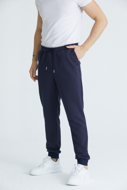 2D2B Erkek Basic 3 İplik Regular Fit Paçası Ribanalı Eşofman Altı