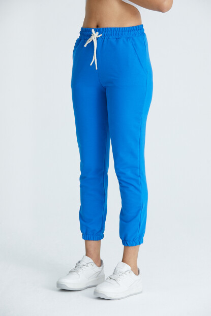 2D2B Kadın Basic 2 İplik Likralı Regular Fit Paçası Lastikli Eşofman Altı