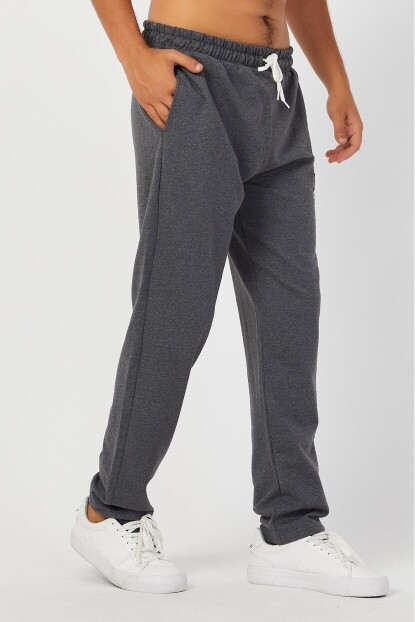 Erkek Düz Paça Nakışlı Eşofman Altı