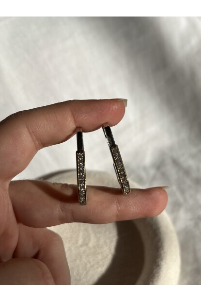 NATURE Çelik Zirkon Taşlı Gümüş Renk Oval Küpe