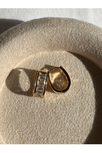 NATURE Çelik Zirkon Taşlı Şık Küpe Seti