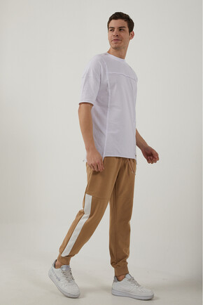 2D2B Erkek Erkek Dikiş Detaylı Yanı Şeritli Cepli Jogger Eşofman Altı